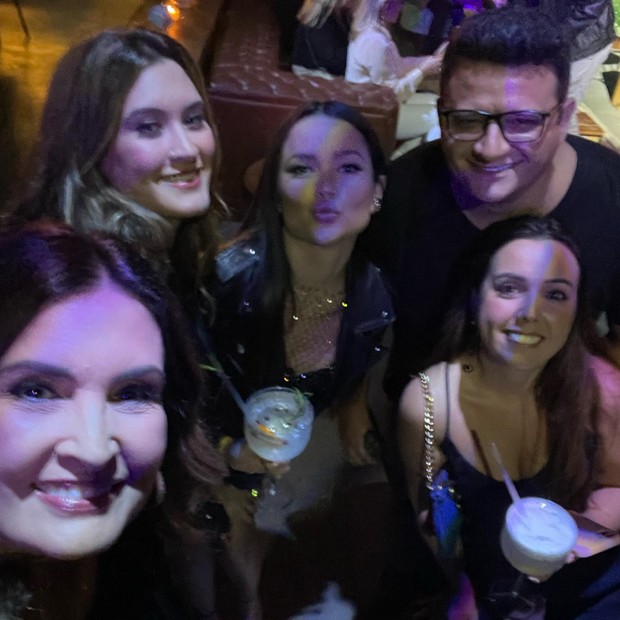 Fátima Bernardes, Juliette e Bia Bonemer curtem aniversário de Dilsinho (Foto: Reprodução/Instagram)