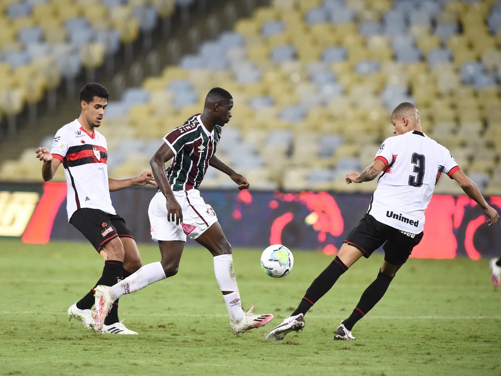 Luiz Henrique em Fluminense x Atl�tico-GO � Foto: Andr� Dur�o