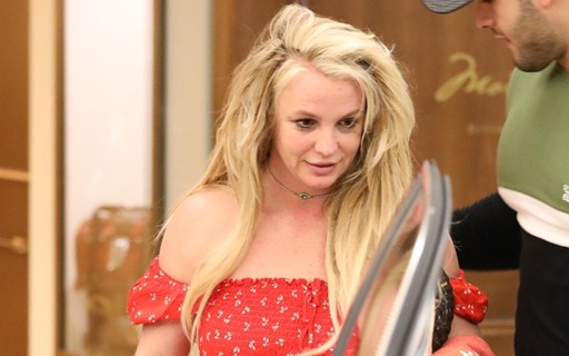 Ajuste Em Medicacao Levou Britney Spears A Ser Internada Diz Site Quem Quem News