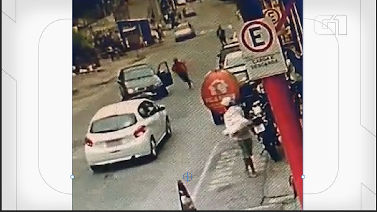 VÍDEO: Motorista em fuga atropela e mata adolescente em BH