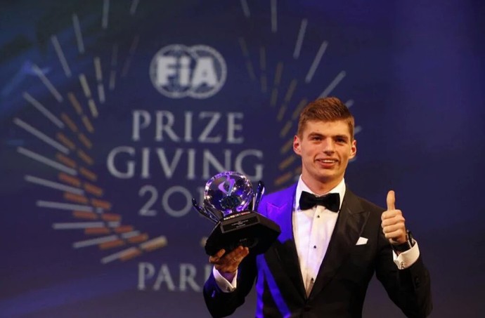 Max Verstappen prêmio F1 piloto STR (Foto: Divulgação/Formula 1)