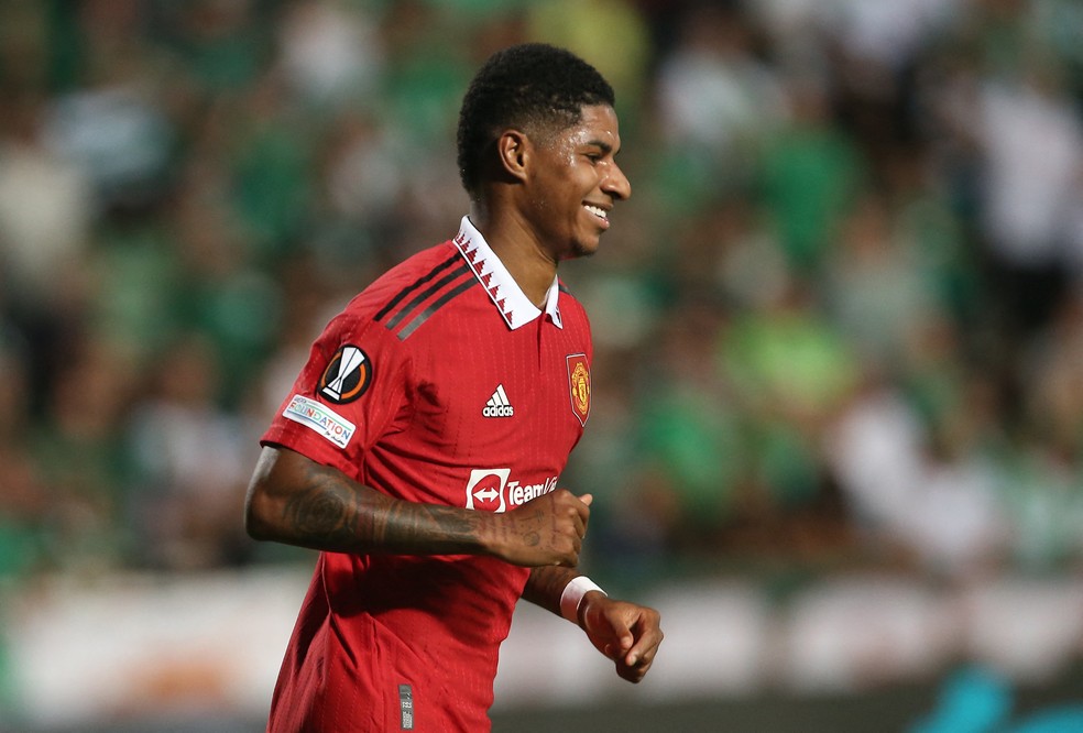 Rashford comemora o terceiro gol do Manchester United contra o Omonia, pela Liga Europa  Foto: Reuters