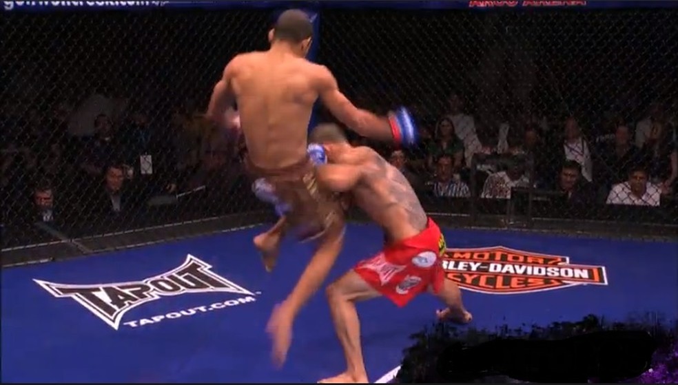 José Aldo nocauteou Cub Swanson com apenas 8 segundos no WEC — Foto: Reprodução/ UFC