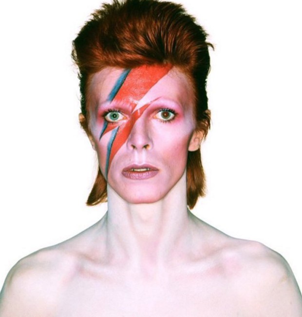 David Bowie na capa de 'Aladdin Sane', um de seus álbuns mais famosos (Foto: Reprodução)