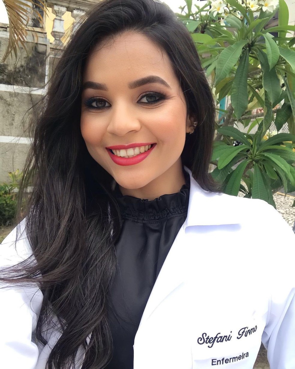 Estudante de enfermagem Stefani Firmo, de 23 anos, viajava de Recife (PE) para a capital baiana — Foto: Reprodução/Redes Sociais