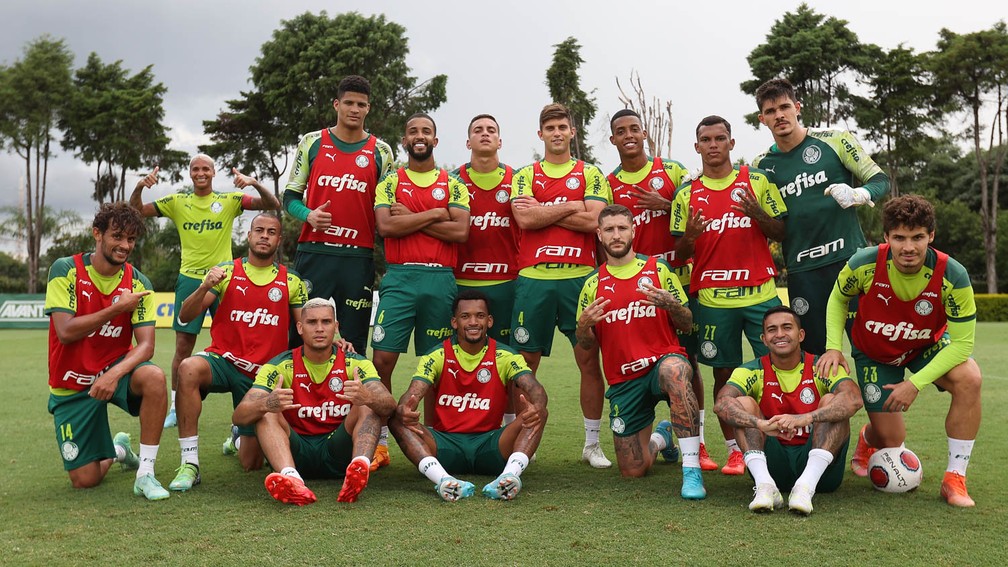 Abel encerra preparação para clássico com treino tático na Academia; veja provável escalação
