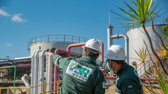Setor de energia lidera altas do Ibovespa; 3R Petroleum salta 7%