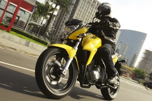 Descrição: Honda CB 300R flex (Foto: Divulgação)