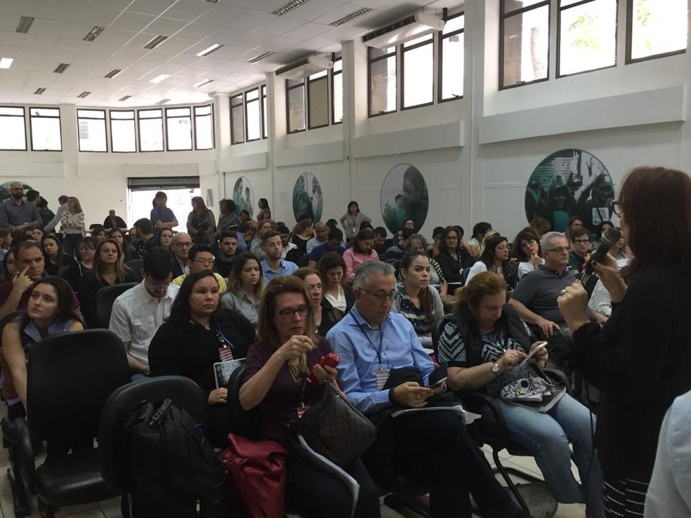 Médicos recebem orientação para o programa Mais Médicos em São Paulo — Foto: Paula Paiva Paulo/G1 