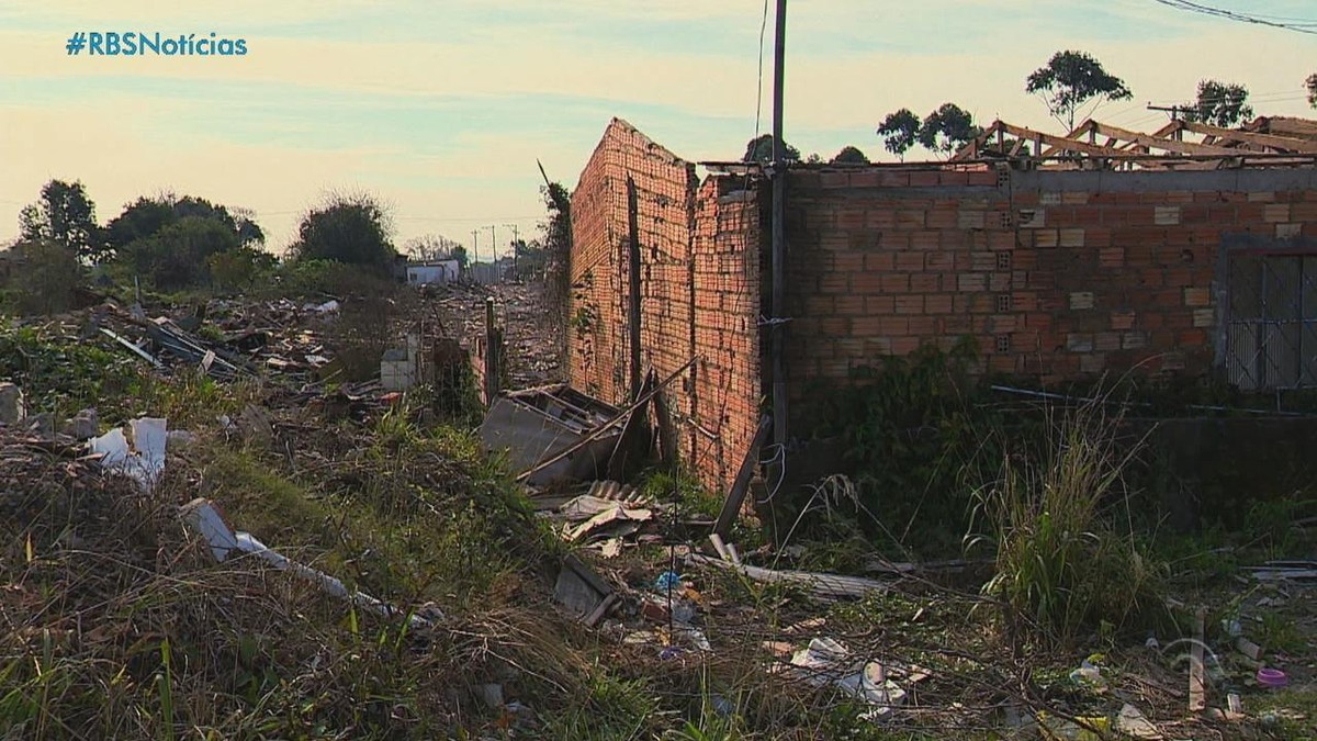 Reassentamento de famílias da Vila Nazaré é finalizado em Porto Alegre - Vimarsana News