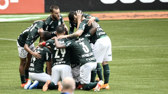 Premiação do Paulistão: Dudu craque, Palmeiras dominante e vaias a Calleri