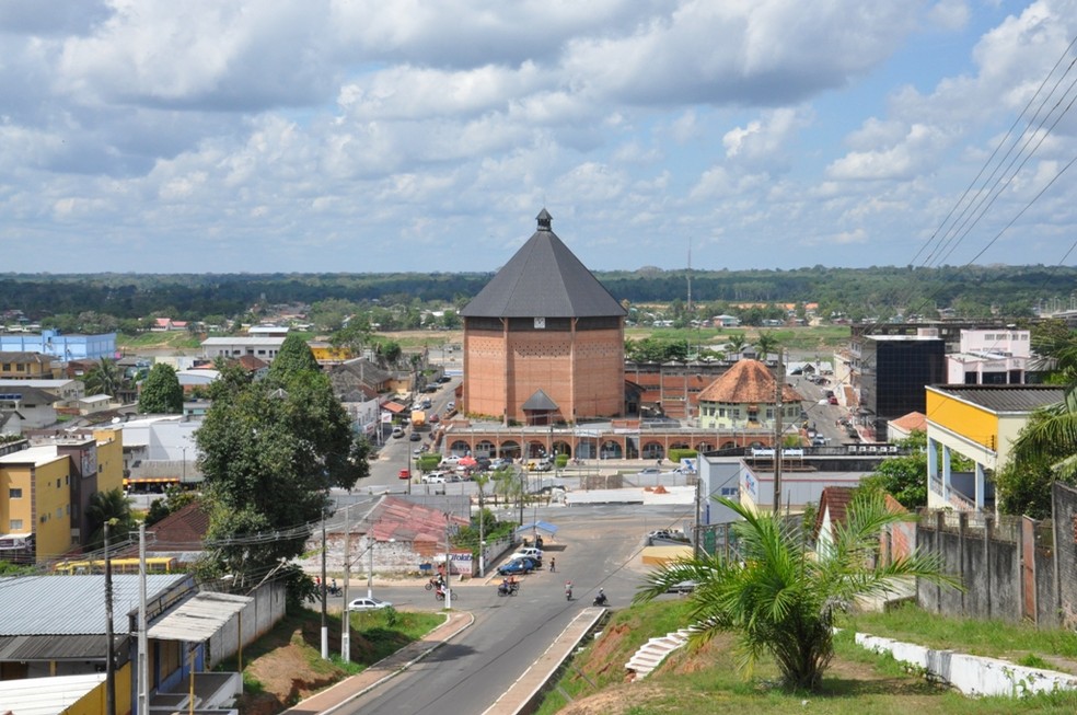 Catedral Nossa Senhora da Glória construída por padres alemães  — Foto: Vanísia Nery/G1