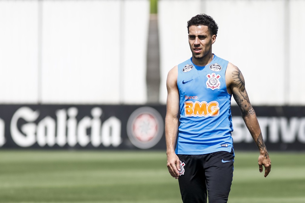 Gabriel em treino do Corinthians no CT no ano passado &mdash; Foto: Rodrigo Gazzanel/Ag. Corinthians