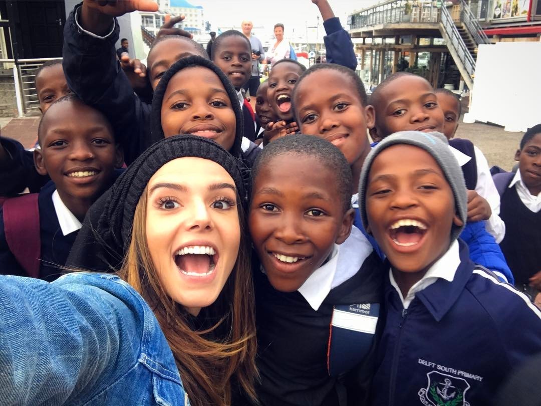 Giovanna Lancelotti se diverte com locais da África do Sul (Foto: Reprodução Instagram)