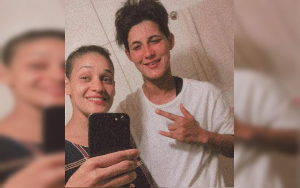 Brunna (m&atilde;e) &agrave; esqueda, e Thacila (madrasta) &agrave; direita, em Morrinhos, Goi&aacute;s &mdash; Foto: Reprodu&ccedil;&atilde;o/Redes sociais