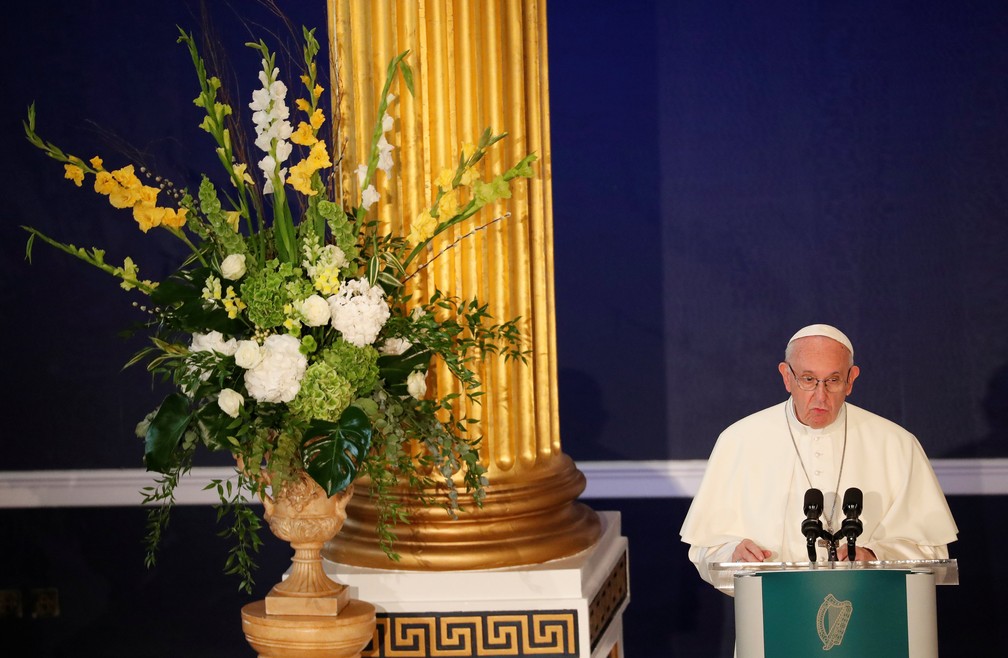 Papa Francisco durante visita a Dublin, na Irlanda (Foto: REUTERS/Stefano Rellandini)