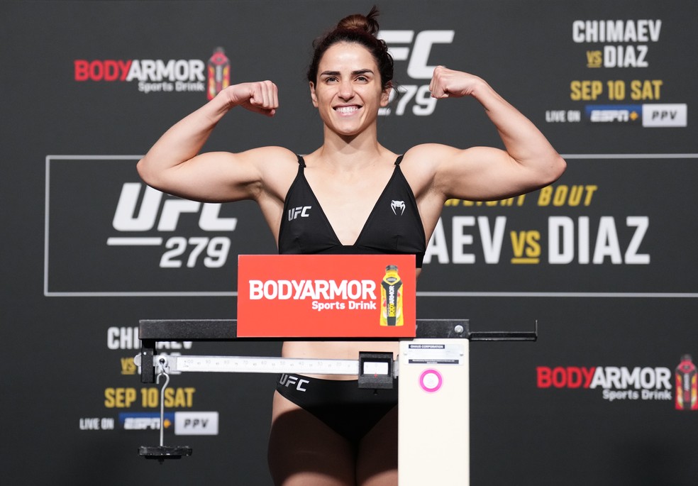 UFC 279 pesagem Norma Dumont — Foto: Chris Unger/Zuffa LLC