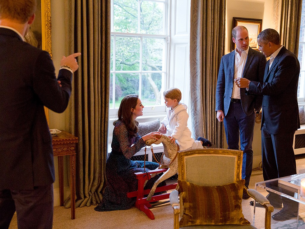 Kate Middleton e o pequeno George  (Foto: Divulgação)