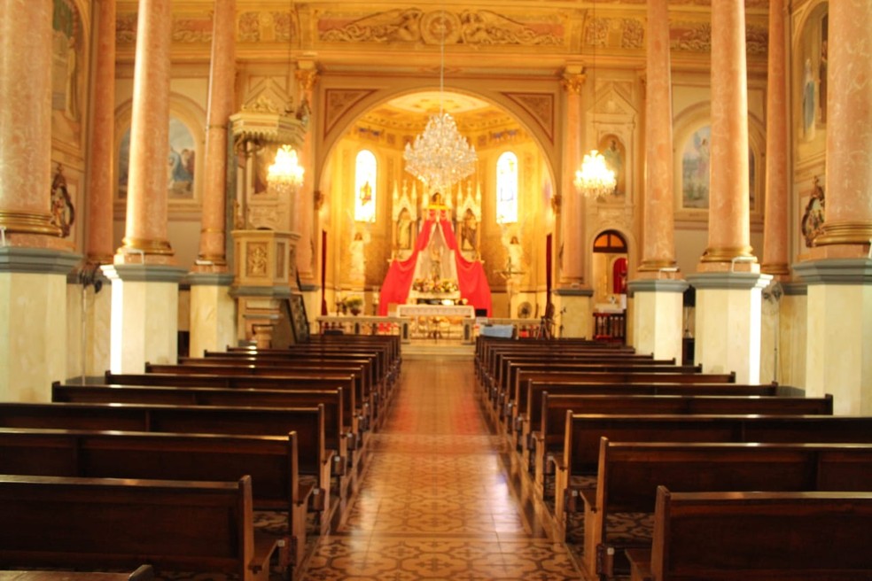 Sem caminhada sobre brasas, Paróquia de Bocaina adota celebração virtual de São João — Foto: Divulgação