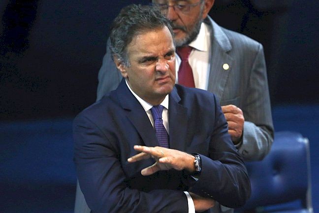 Senador Aécio Neves (Foto: Andre Coelho / Agência O Globo) Senador Aécio Neves (Foto: Andre Coelho / Agência O Globo)