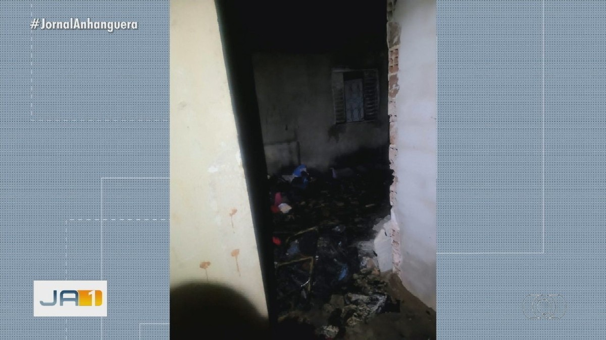 Tio lamenta morte das sobrinhas de 2 anos e de 4 meses em incêndio após ...