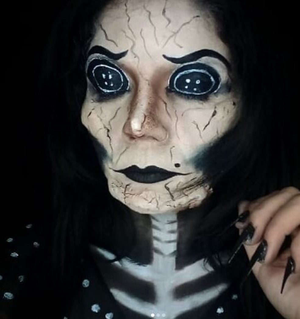 Fotos das maquiagens são expostas nas redes sociais  — Foto: Arquivo pessoal 