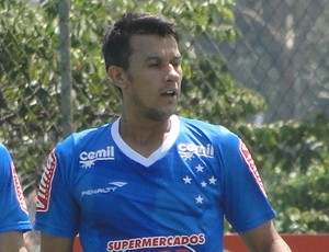 Tabu motiva Henrique na busca pela vitória contra São Paulo, no Mineirão