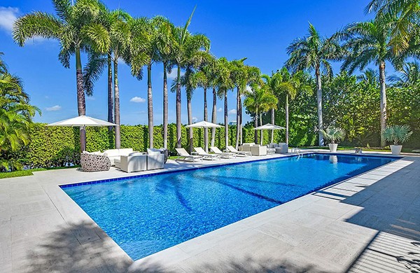 Vista da casa de Jeffrey Epstein em Palm Beach, Flórida (Foto: Reprodução Zillow)