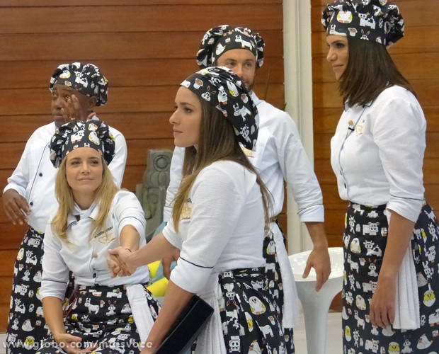 Monique Alfradique é a primeira eliminada do Super Chef (Foto: Mais Você/TV Globo)
