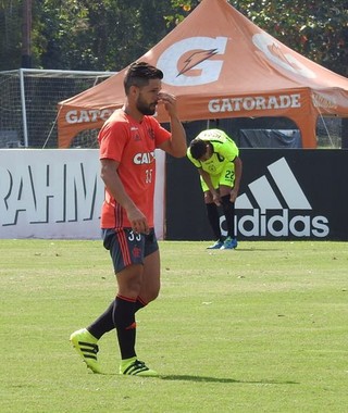 Diego faz golaço, e Damião marca dois em jogo-treino com o Americano