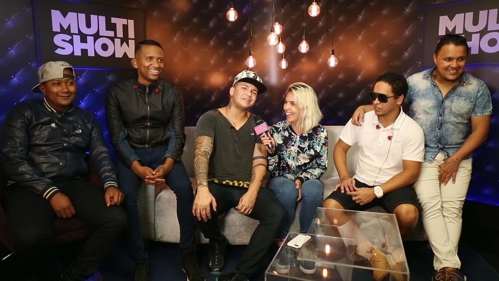 Suel Silva Do Imaginasamba Revela Proposta Indecente Que Recebe Das Fas Me Engravida Musica Boa Ao Vivo Multishow Maior fonte sobre o imaginasamba depois das redes sociais oficial. multishow globo