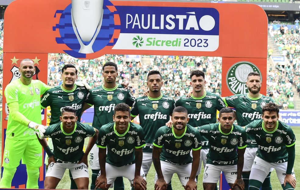 Palmeiras começou a semifinal de domingo com esse time — Foto: Marcos Ribolli
