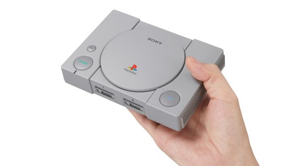 Sony anuncia PlayStation Classic em versão mini e com 20 jogos na memória L-lead-hand-755x425