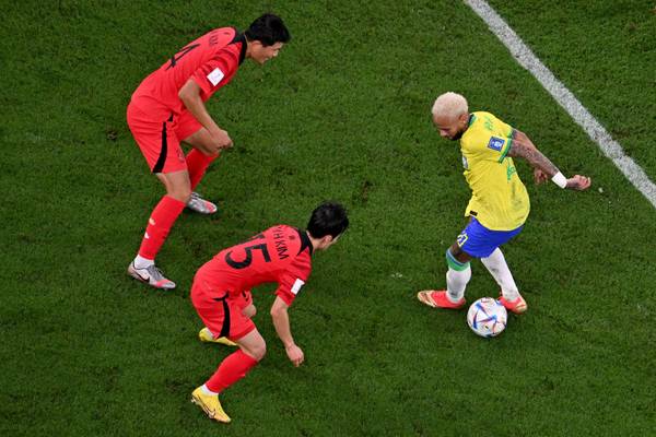 Coreia do Norte vence o Brasil por 8x1 e é campeã da Copa do Mundo 2014 -  TecMundo