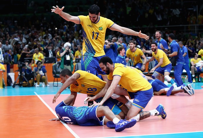 Final - Brasil x Itália - Rio 2016 - Serginho chorando (Foto: Getty Images)