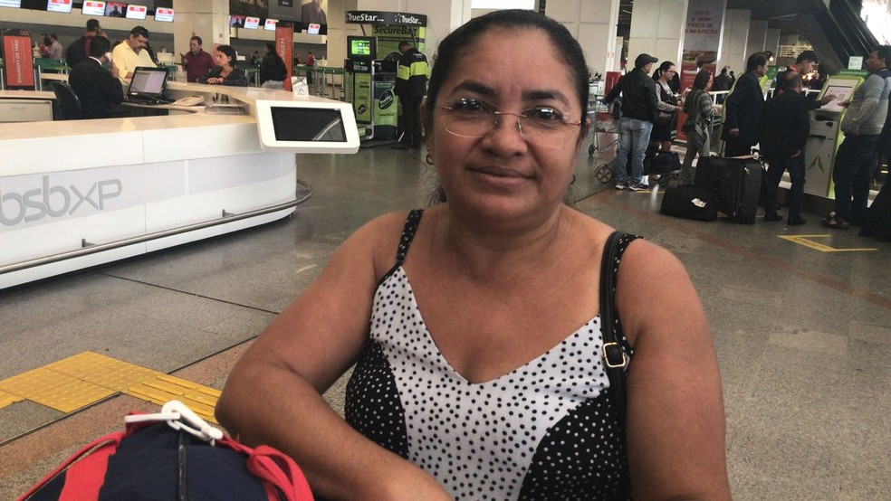 O voo da empregada doméstica Maria de Jesus de Brasília para Teresina foi cancelado (Foto: Brena Silva/G1)