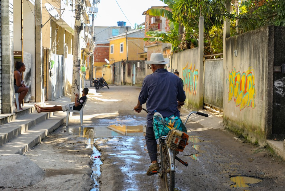 Santa Luzia, em Vargem Pequena: segundo a associação de moradores, comunidade precisa de escolas, creches, saneamento básico e água potável