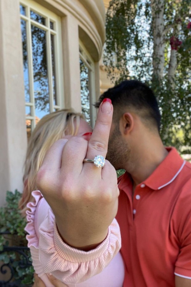 Britney Spears e Sam Asghari estão noivos (Foto: Reprodução)