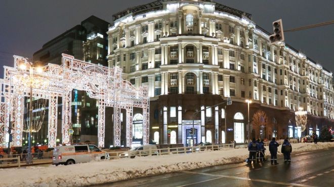 Com inverno mais quente desde 1886, Moscou espalha neve artificial para o Ano Novo thumbnail