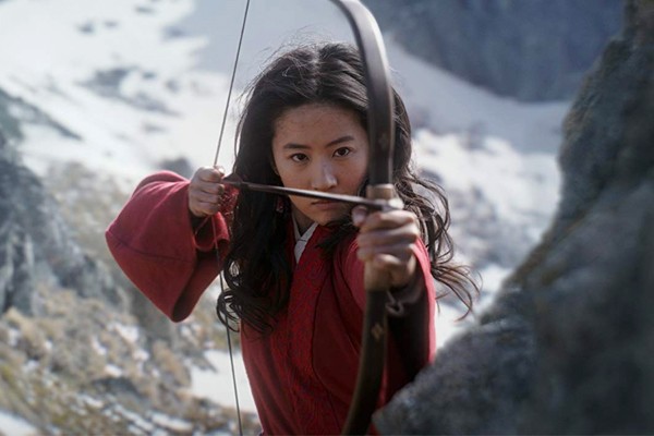 Yifei Liu como Mulan (Foto: Divulgação)