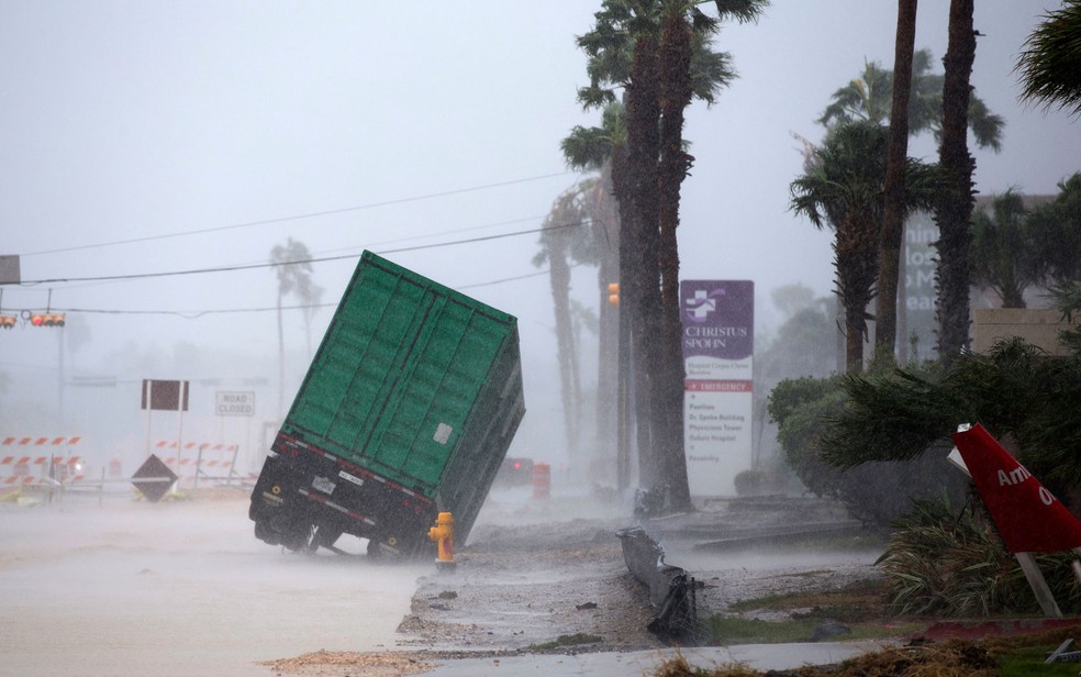 Resultado de imagem para Furacão Irma perde força e vira tempestade tropical