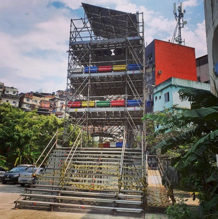 A Torre Verde, na Rocinha, no Rio de Janeiro: horta suspensa, geração de energia e compostagem de resíduos em projeto de impacto social e com foco em educação