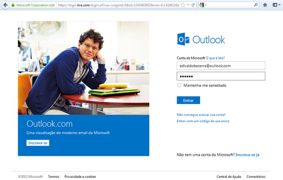 Entrando no Outlook.com (Foto: Reprodução/Edivaldo Brito) — Foto: TechTudo