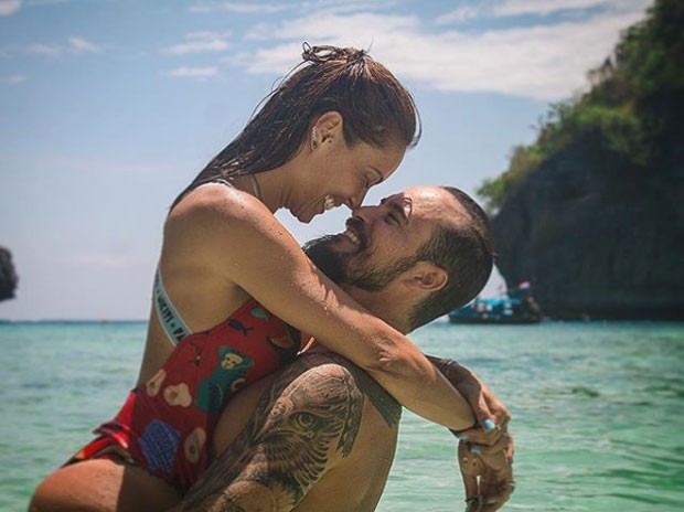 Paulo Vilhena e a namorada, Amanda Beraldi (Foto: Reprodução Instagram)