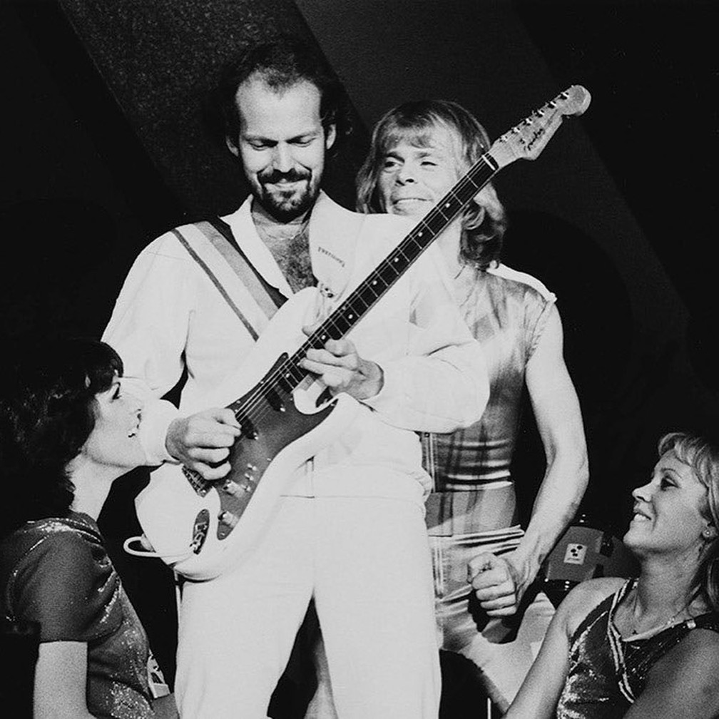 Lasse Wellander, guitarrista do ABBA, morre aos 70 anos — Foto: Reprodução/Instagram