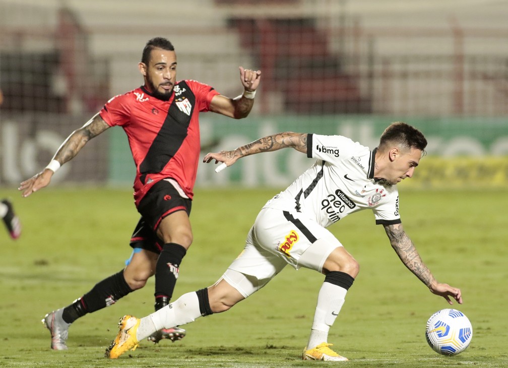 Atlético-GO tem sido pedra no sapato do Corinthians