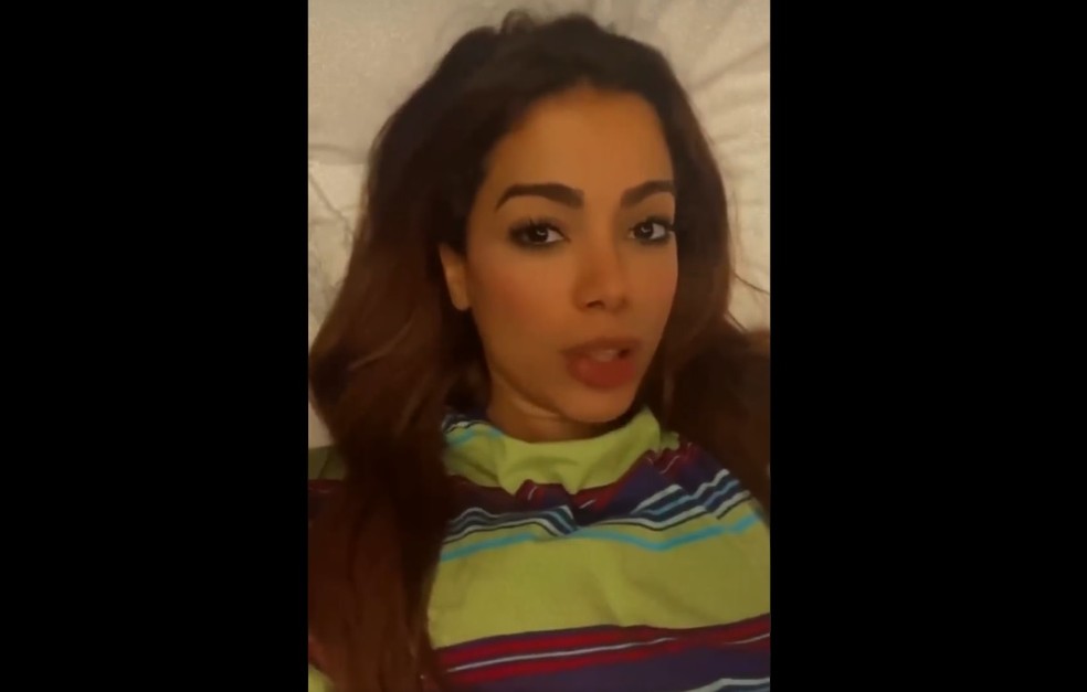 Anitta desafia deciso e diz que prefere pagar multa de R$ 50 mil para poder se posicionar politicamente  Foto: Reproduo Instagram