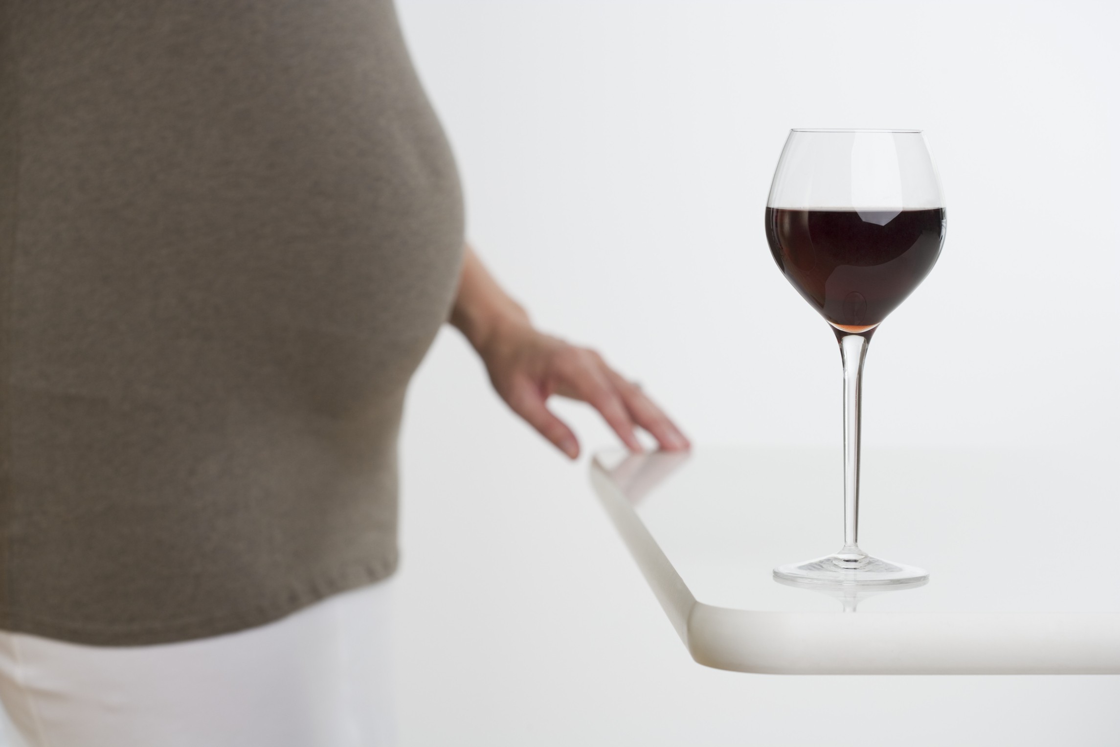 O perigo do álcool na gravidez (Foto: ThinkStock)