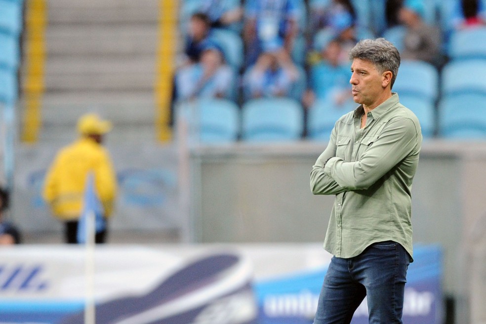 Renato cobra foco de elenco gremista — Foto: Wesley Santos / Agência PressDigital