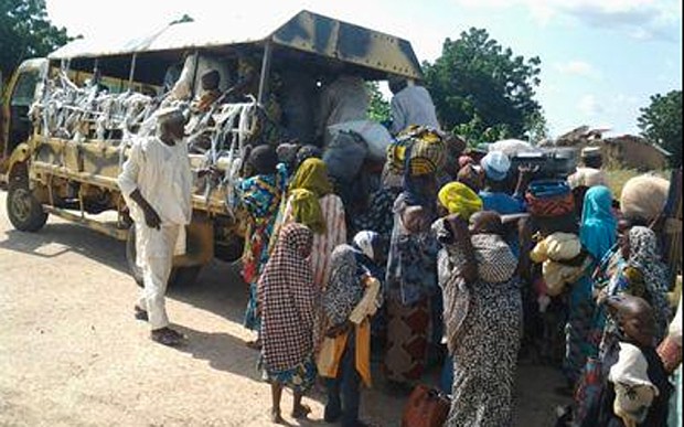 Exército nigeriano liberta reféns do grupo Boko Haram (Foto: Reprodução/Twitter)